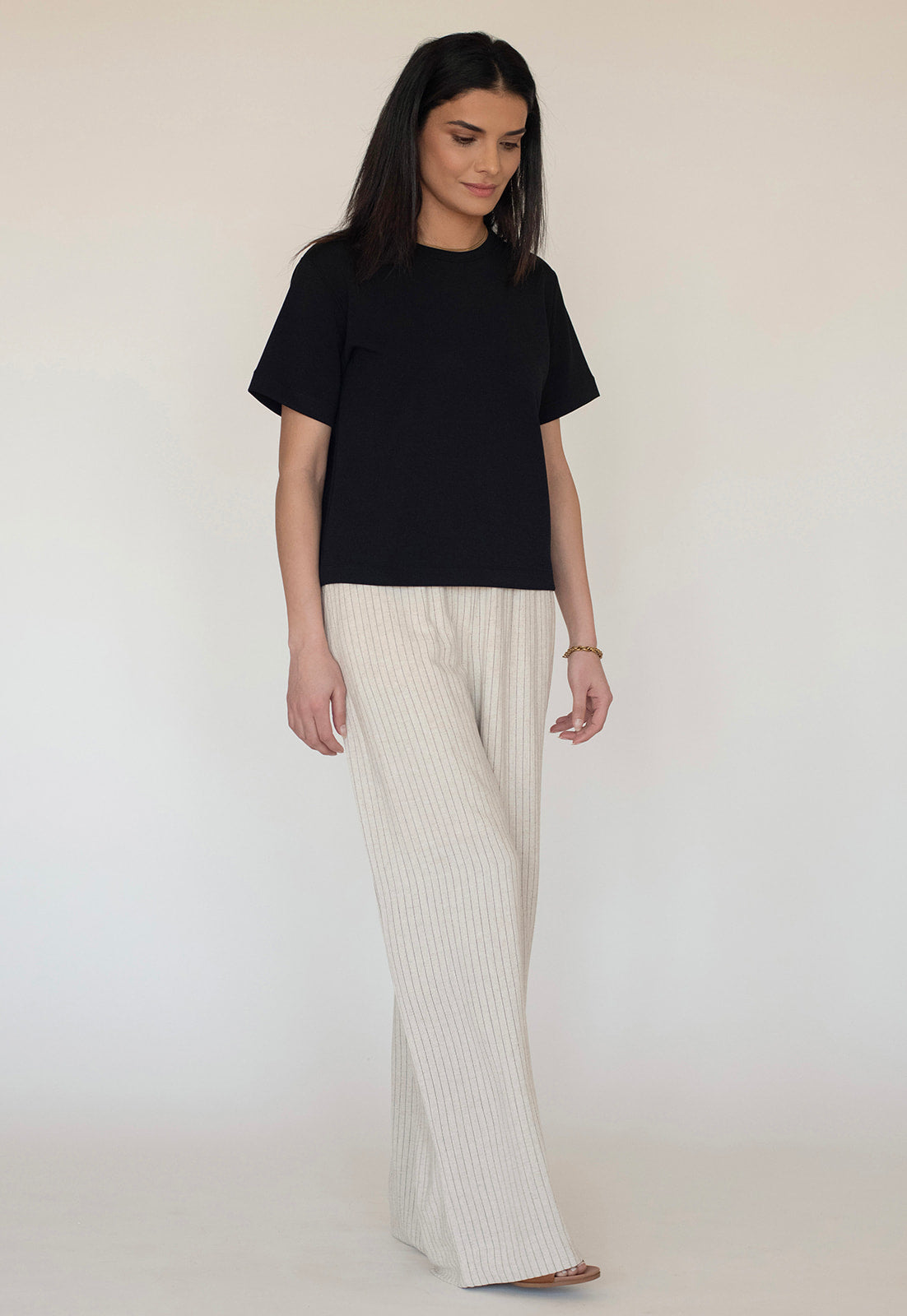 BLACK - PRE ORDER / SHIPS IN 3 WEEKS